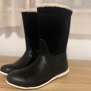 Hunter Boots
Original Roll Top Sherpa Boot